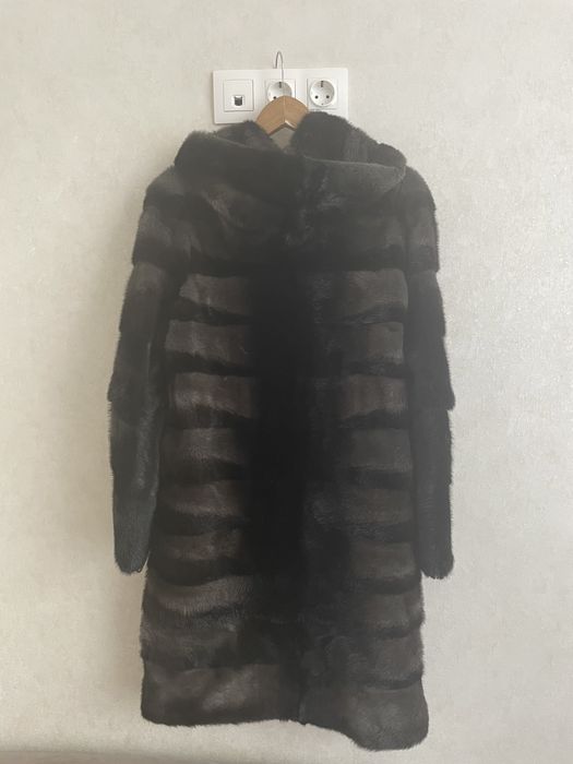 Продам норковую шубу