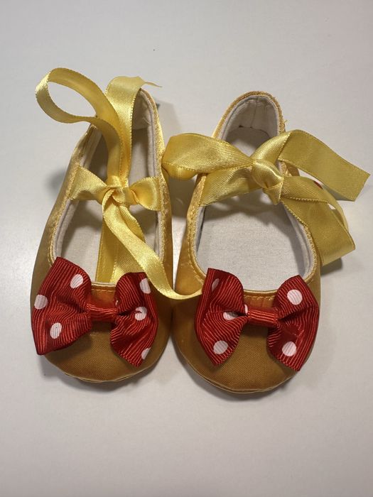 Бебешки обувки  за 6-9 месеца