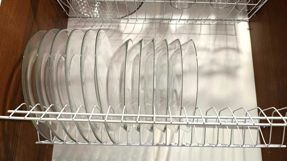 Набор посуды, набор столовых приборов