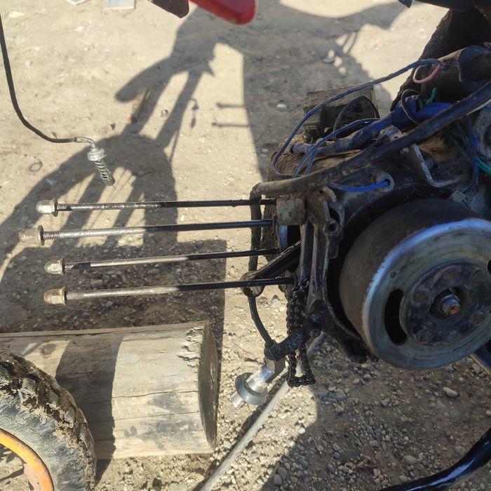 Vând cross 125cc defect