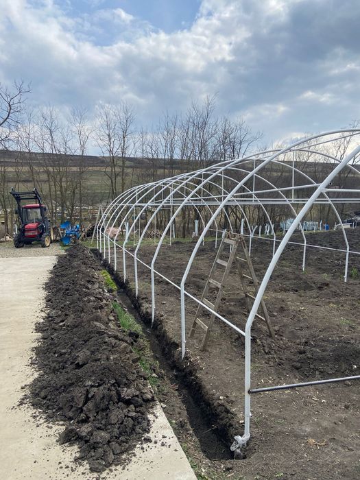 Solarii pentru capsuni   si legumeieftine de calitate