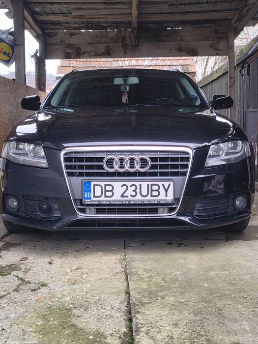 Vând audi A4 b8 motor 2.0