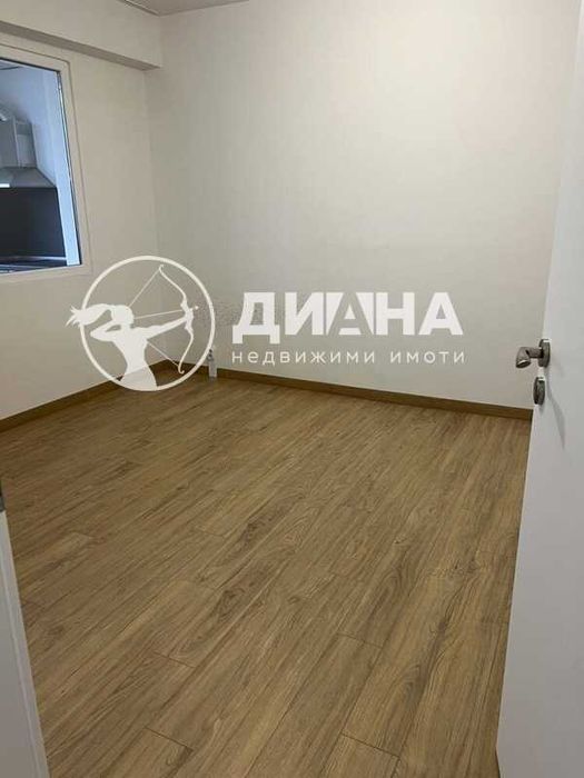 Продава се Тристаен апартамент в Пловдив, Кючук Париж - 64 кв.м за 1532 €/кв.м - Снимка #4