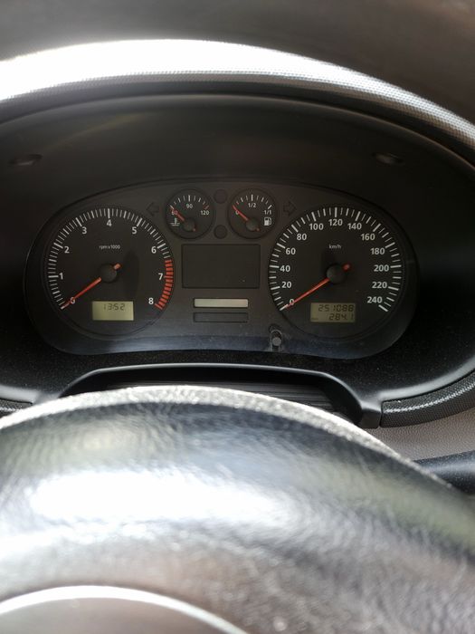 Vând Seat Leon 2001, 1000 euro negociabil!