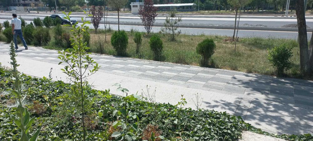 1 этаж бизнес учун сотилади Туркистон метро 1 линия