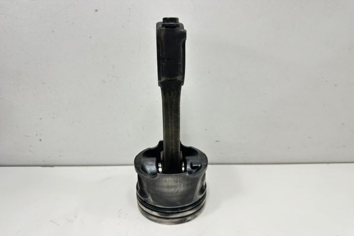Piston cu biela 1.5 dci 7657fm-1 Dacia Logan prima generatie