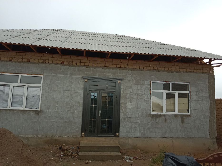 Hovli sotiladi manzil yangi bog'