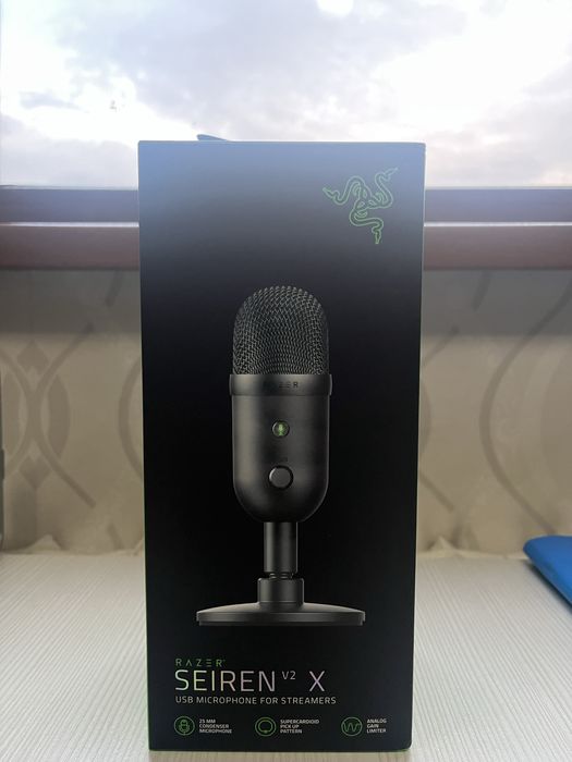 Микрофон Razer sieren v2x USB