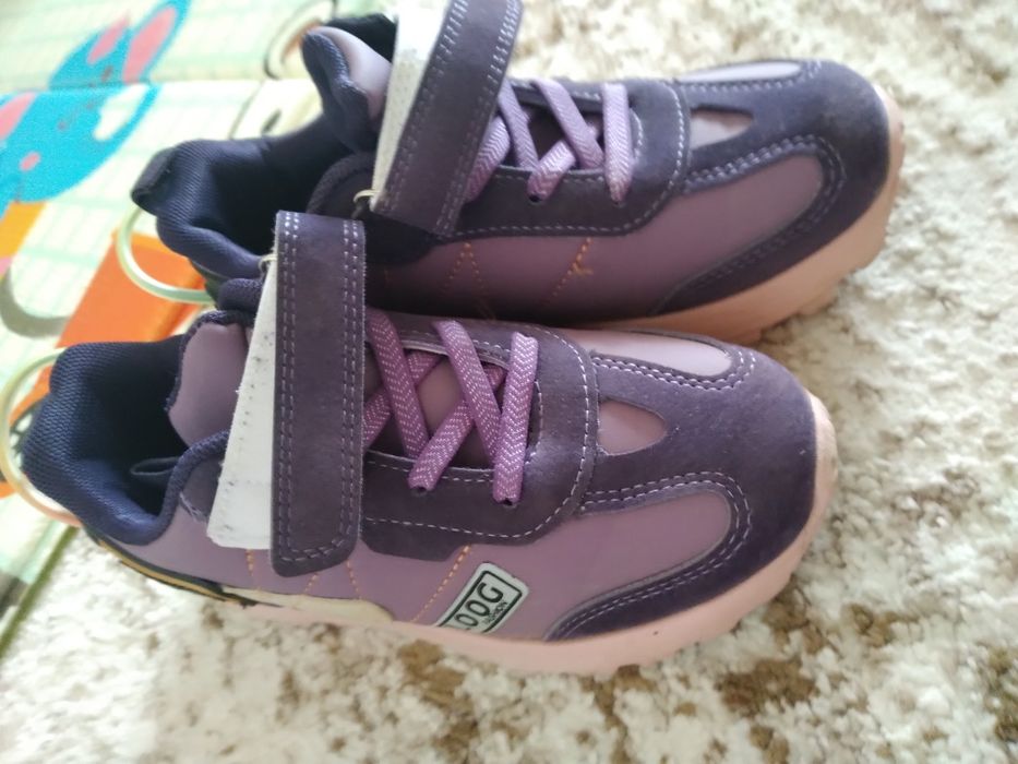 Продам Кроссовки