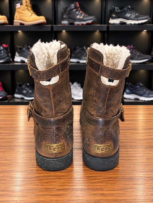 UGG кожени ботуши N 39,5