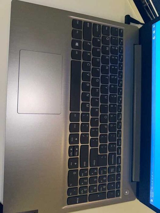 Laptop Lenovo Ideapad 3