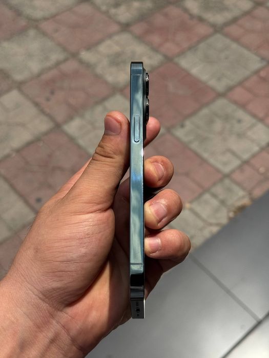 IPhone 13 Pro  .