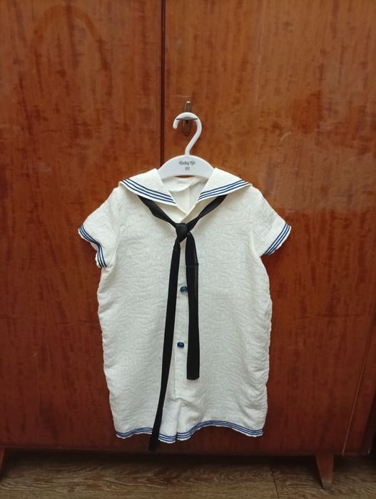 Продаю матроску для мальчика 3,4 лет.