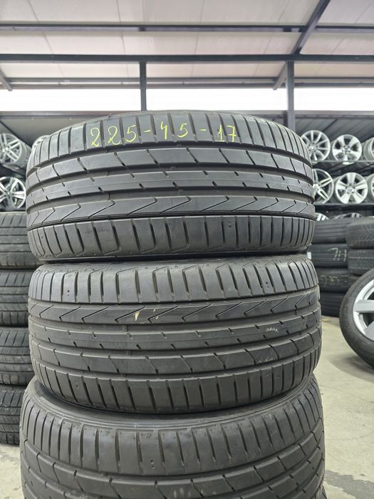 4 Броя 225/45/17 Hankook 2x7,5mm 2x7mm