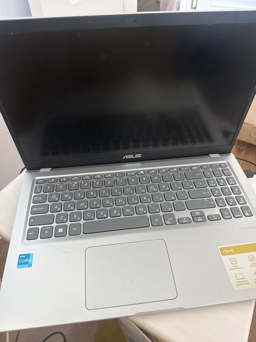 Продаю ноутбук ASUS