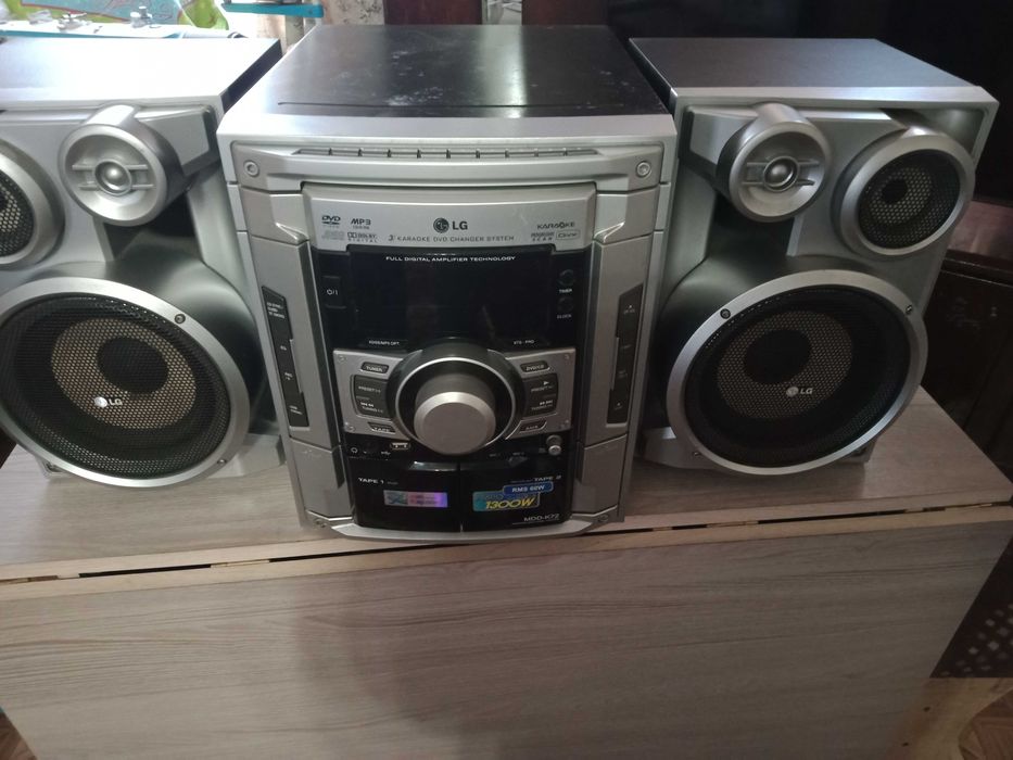 музыкальный центр