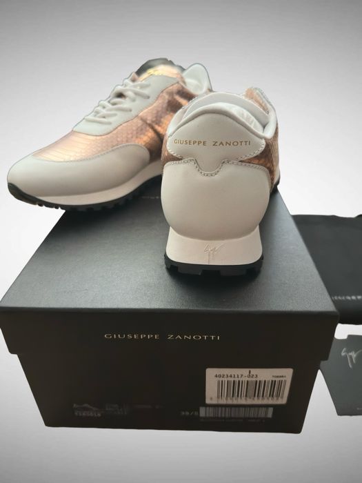 Чисто нови Giuseppe Zanotti Sneakers