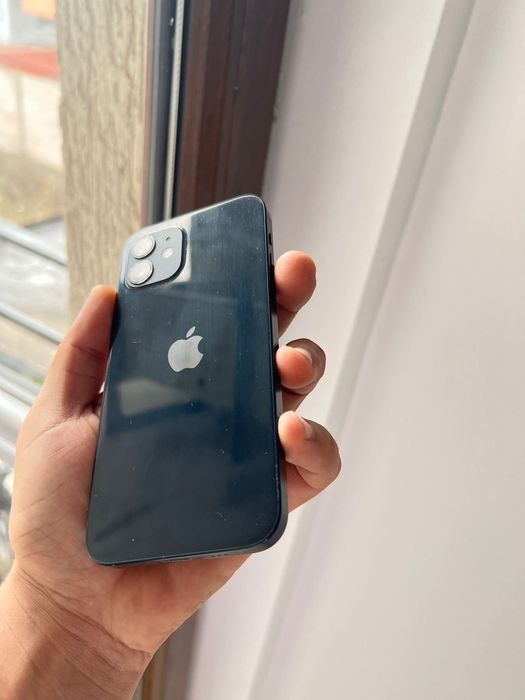 Vand iphone 12 stare buna de functionare