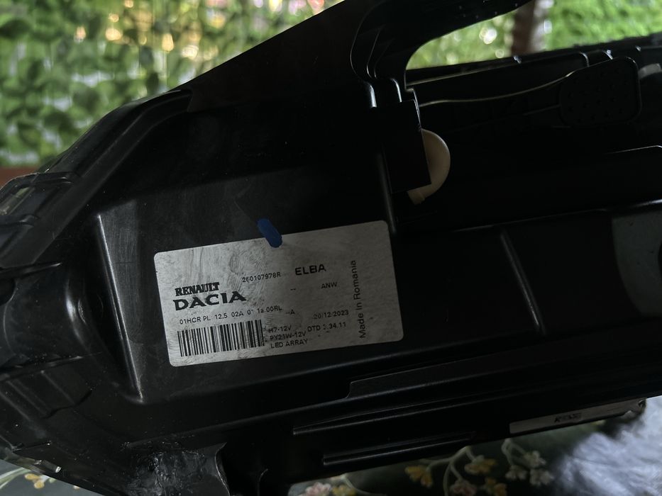 Far dreapta LED Dacia Logan 3