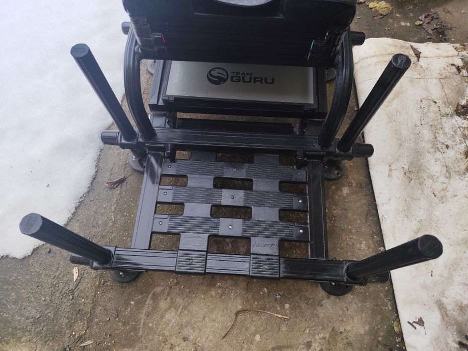 Vând modularul Guru Rive st 8