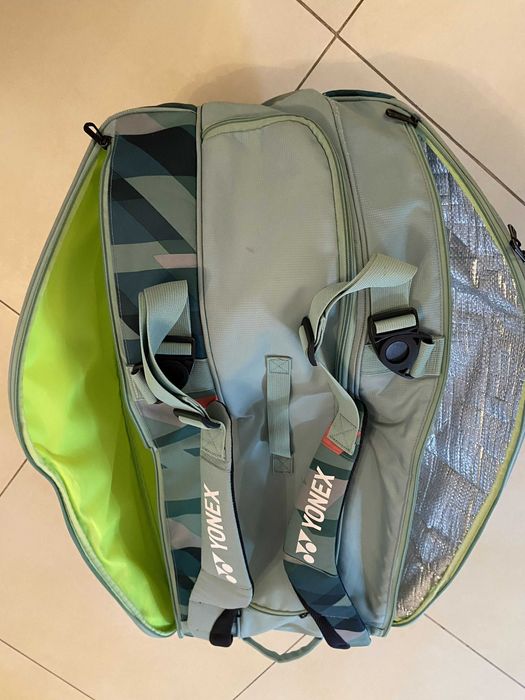 BAG Yonex pentru 9 rachete