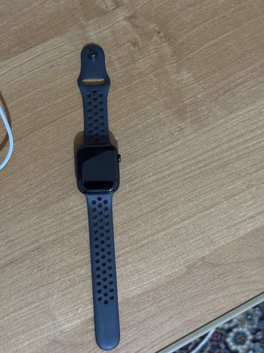 Apple watch 7 45mm Nike