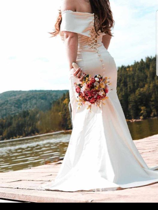 Rochie Mireasă stil sirena