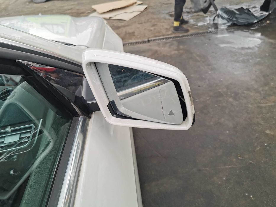 Dezmembrez mercedes e class w212 facelift/plansa bord/far full led/usa