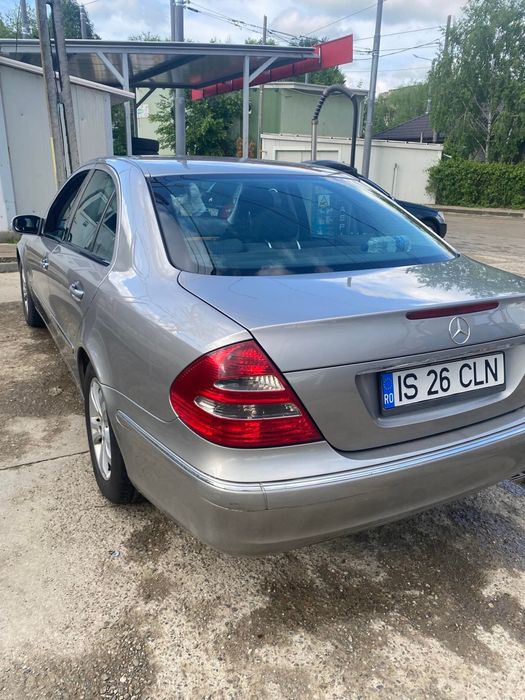 MERCEDES-BENZ E-Class 2005 — imagine 5