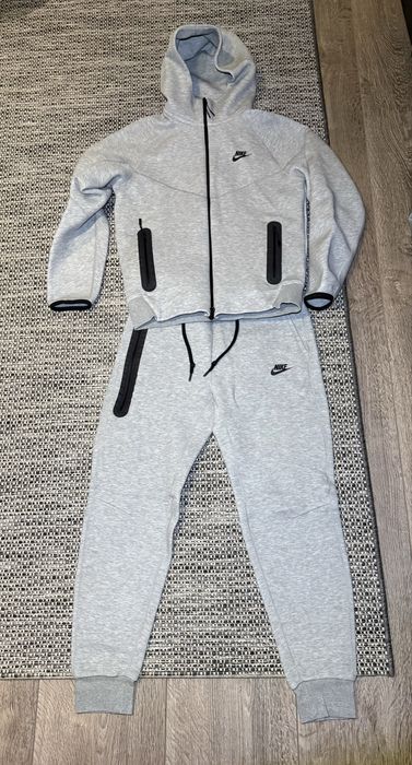 Nike Tech Fleece s размер оригинален