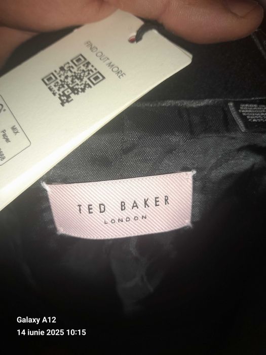 TED Baker London noi