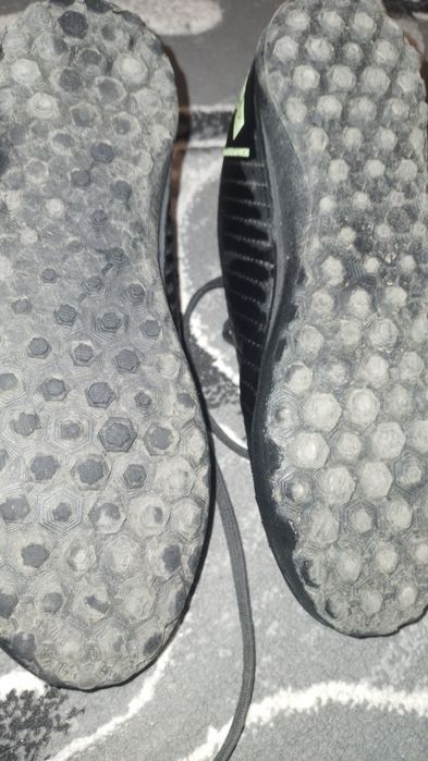 Vand pantof de fotbal putin folosite marime 36