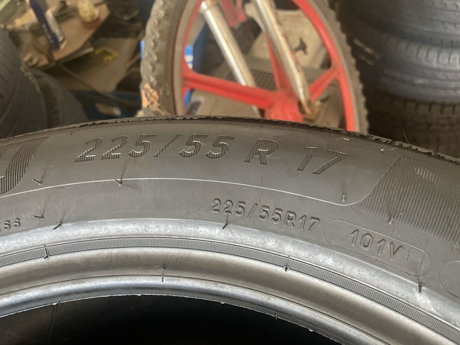 Anvelope Noi 225/55/17 Michelin dot 2024