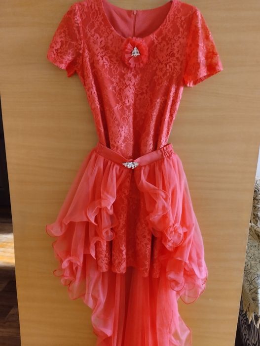 Платья нарядные праздничные для девочки 10-12л