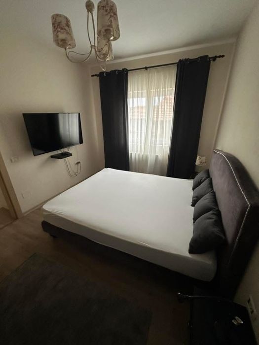Inchiriez apartament 2 camere, bloc nou cu loc de parcare zona Lipovei