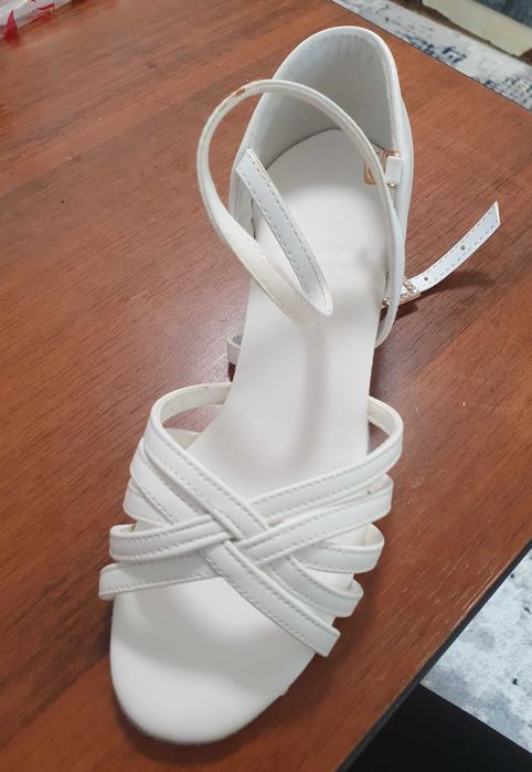 Туфли для бальных танцев