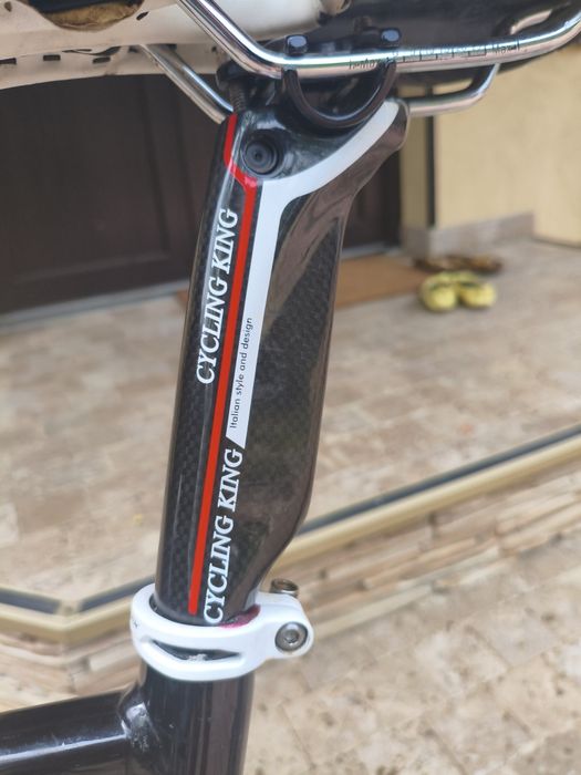 Tija de șa
Diametru = 31,6 mm
Lungime = 350 mm