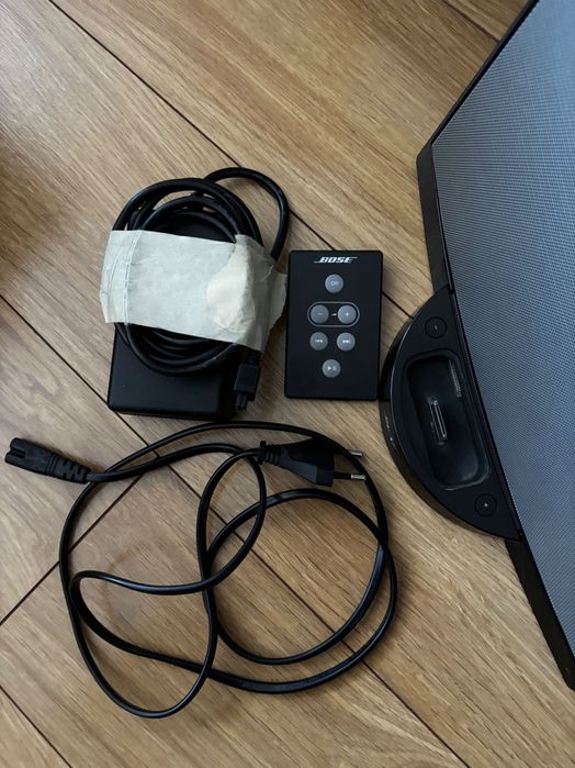 озвучителна система Bose SoundDock (С дистанционно и захранване)