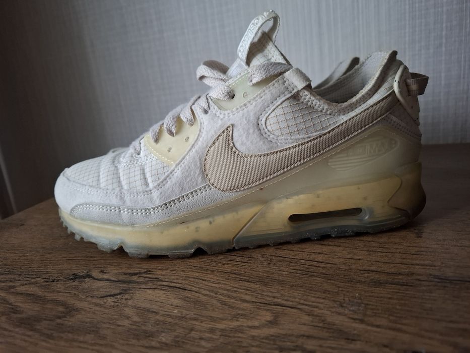 Nike air max 90 маратонки 41 номер.