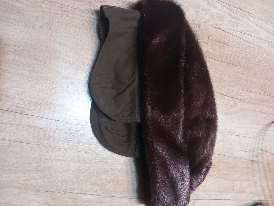 Căciulă blană nutrie