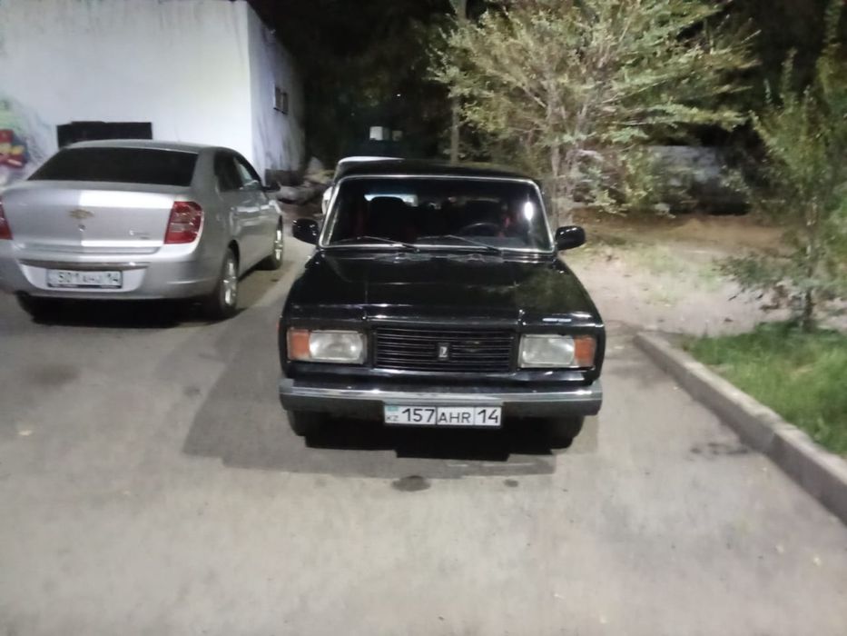 Продам машину Ваз Лада 2107