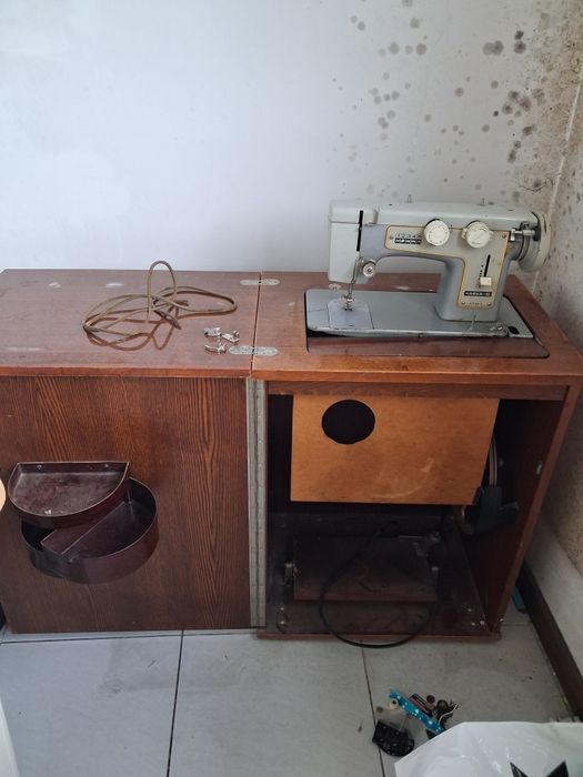 Швейная машинка чайка