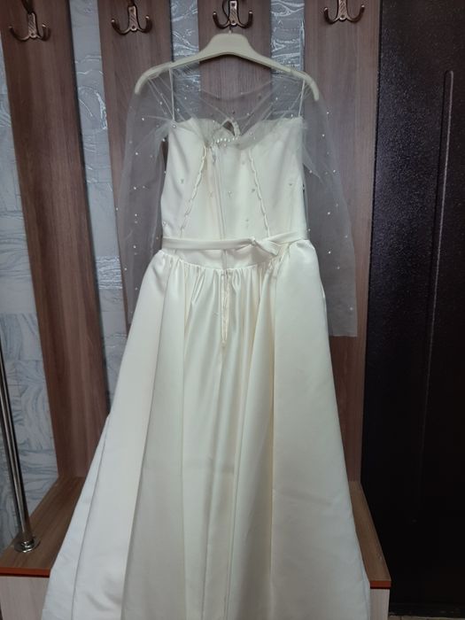 Продам свадебное платье