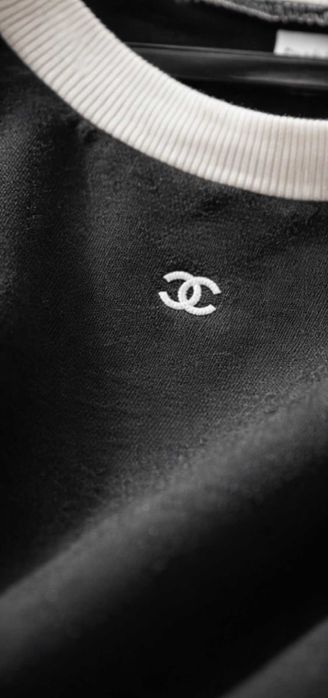 уникална черна блуза с бяло Шанел Chanel дълъг ръкав суичър топ качест