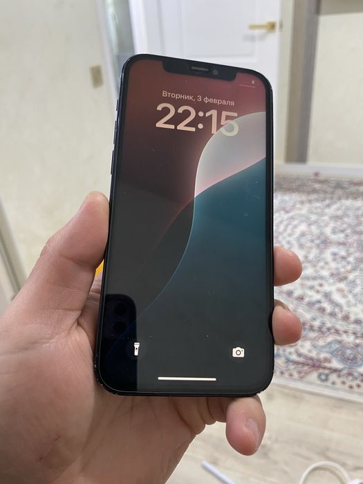 Айфон 12 сатылады