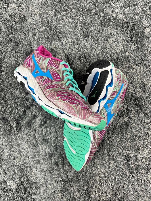 Mizuno Wave Paradox Дамски Маратонки