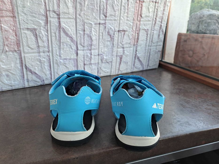 детски сандали,Adidas,летни отворени обувки,гумени за момче,адидас,37