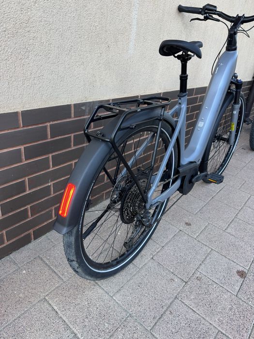 Cube Touring 800wh