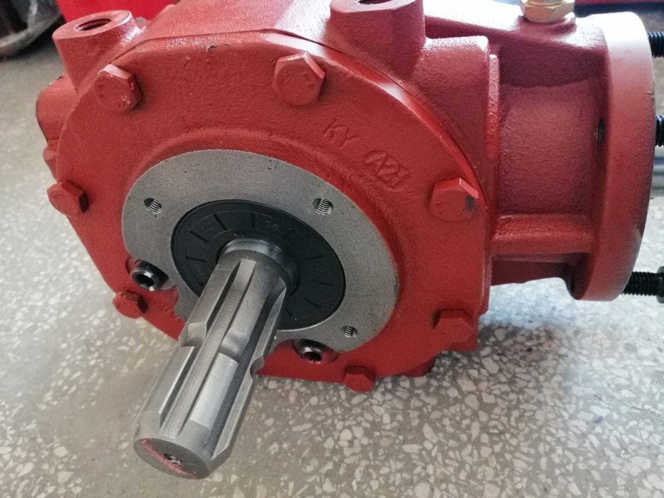 Multiplicator turatii 1:3 Tocator Resturi Vegetale