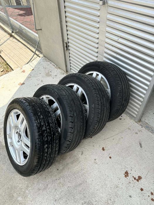 Алуминиеви джанти с гуми 16'' за VW